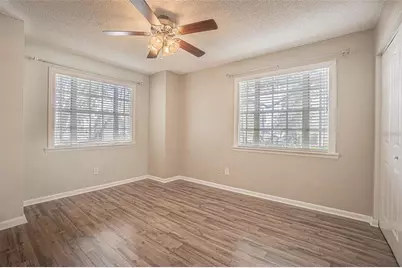 3002 W Cleveland Street #D11, Tampa, FL 33609 - Photo 5