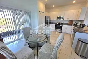 36536 Well Hill Wy, Zephyrhills, FL 33541 - Photo 7
