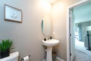 10826 Trailing Vine Dr, Tampa, FL 33610 - Photo 29