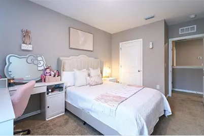 10826 Trailing Vine Drive, Tampa, FL 33610 - Photo 35