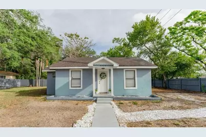 2020 E Powhatan Avenue, Tampa, FL 33610 - Photo 1