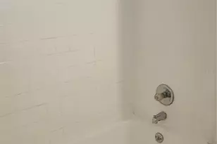 5016 S 85th St, Tampa, FL 33619 - Photo 11