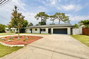 1290 Michigan Blvd, Dunedin, FL 34698 - Photo 1