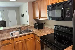 3814 N Lake Dr, Tampa, FL 33614 - Photo 9