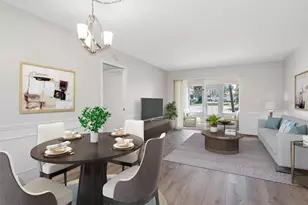 10356 Carrollwood Ln, Tampa, FL 33618 - Photo 3