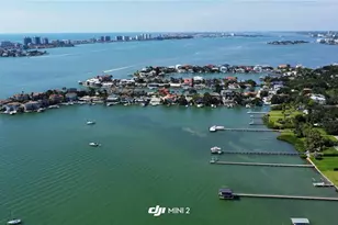 100 Bluff View Dr, Belleair Bluffs, FL 33770 - Photo 5