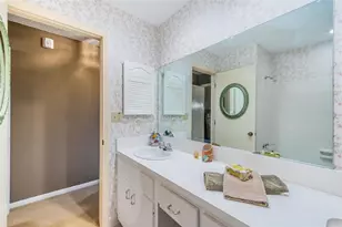 100 Bluff View Dr, Belleair Bluffs, FL 33770 - Photo 33