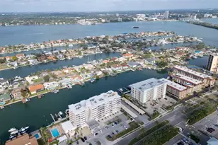 223 Island Way, Clearwater Beach, FL 33767 - Photo 51