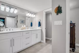 223 Island Way, Clearwater Beach, FL 33767 - Photo 23