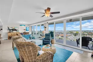 223 Island Way, Clearwater Beach, FL 33767 - Photo 7