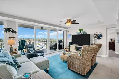 223 Island Way #7F, Clearwater Beach, FL 33767 - Photo 7