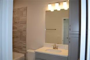 35335 Big Hawk Dr, Zephyrhills, FL 33541 - Photo 15