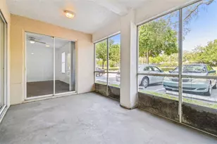 5052 Sunridge Palms Dr, Tampa, FL 33617 - Photo 21