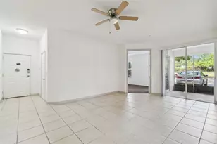 5052 Sunridge Palms Dr, Tampa, FL 33617 - Photo 11