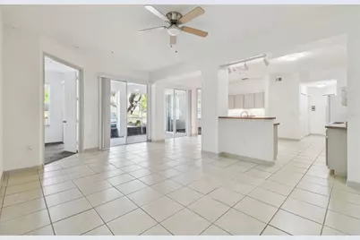 5052 Sunridge Palms Drive #102, Tampa, FL 33617 - Photo 3