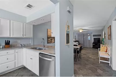 340 Causeway Boulevard #104, Dunedin, FL 34698 - Photo 11