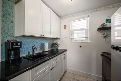 603 Mandalay Avenue #105, Clearwater Beach, FL 33767 - Photo 7