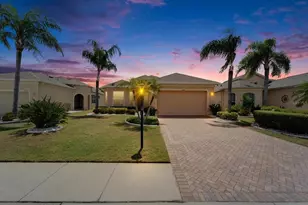 1643 Emerald Dunes Dr, Sun City Center, FL 33573 - Photo 1