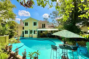 1330 Belcher Dr, Tarpon Springs, FL 34689 - Photo 3