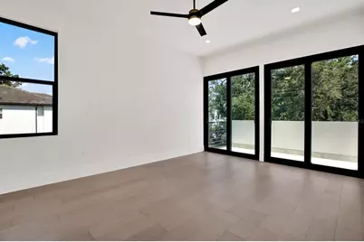 908 W Fribley Street, Tampa, FL 33603 - Photo 9