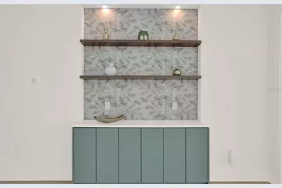 908 W Fribley Street, Tampa, FL 33603 - Photo 17