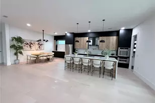 908 W Fribley St, Tampa, FL 33603 - Photo 9