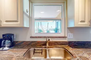 3606 Belle Vista Dr E, Saint Pete Beach, FL 33706 - Photo 23