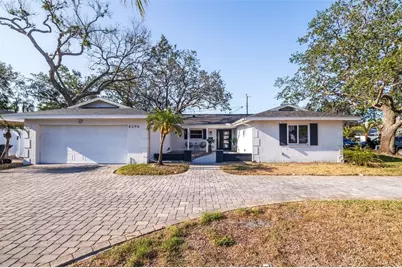 8296 33rd Avenue N, Saint Petersburg, FL 33710 - Photo 1