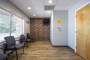 11213 N Nebraska Ave, Tampa, FL 33612 - Photo 7