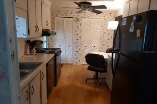 51 Lexington Ct, Palm Harbor, FL 34684 - Photo 9