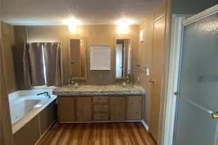 1710 7th St SW, Ruskin, FL 33570 - Photo 17