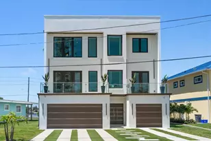 16047 Redington Dr, Redington Beach, FL 33708 - Photo 3