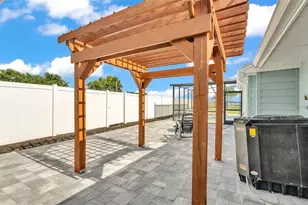 390 Windermere Dr, Lakeland, FL 33809 - Photo 57