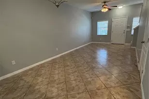 2427 Willimette Dr, Wesley Chapel, FL 33543 - Photo 3
