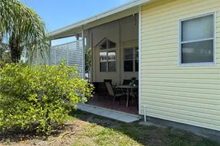 35248 Tiffani Ct, Zephyrhills, FL 33541 - Photo 31