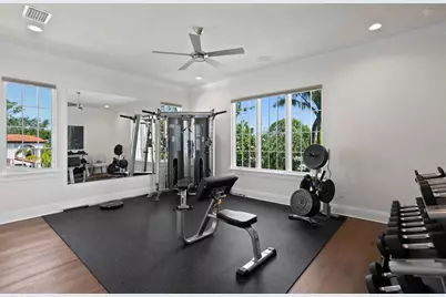 5110 W Longfellow Avenue, Tampa, FL 33629 - Photo 39