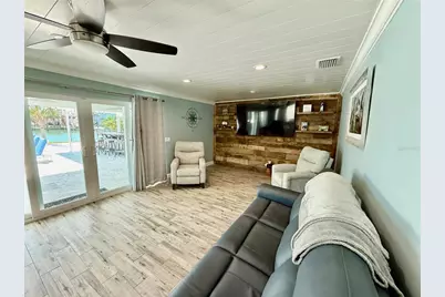 12300 4th Street E, Treasure Island, FL 33706 - Photo 33