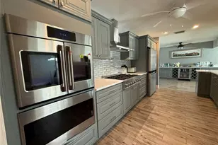 12300 4th St E, Treasure Island, FL 33706 - Photo 25
