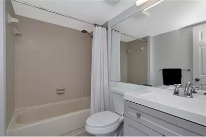 6817 Stones Throw Circle N #17203, Saint Petersburg, FL 33710 - Photo 17