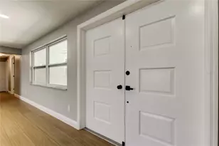 10744 Drummond Rd, Tampa, FL 33615 - Photo 5