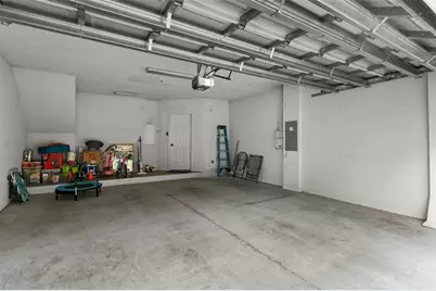 918 Sombra Street, Tampa, FL 33619 - Photo 27