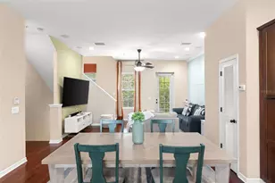 918 Sombra St, Tampa, FL 33619 - Photo 13