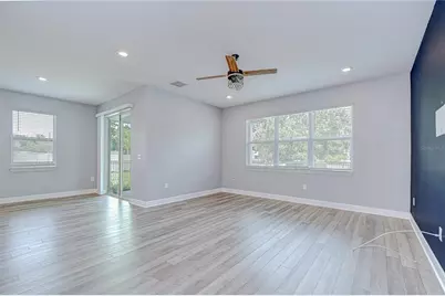 6119 Bradford Woods Drive, Zephyrhills, FL 33542 - Photo 9