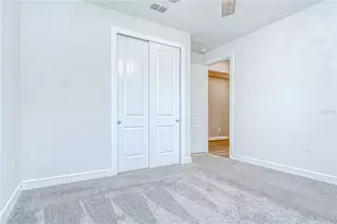 6119 Bradford Woods Dr, Zephyrhills, FL 33542 - Photo 17