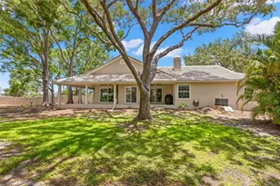 5102 White Pine Cir NE, Saint Petersburg, FL 33703 - Photo 21