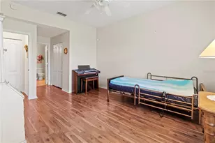 1214 Fairway Greens Dr, Sun City Center, FL 33573 - Photo 13
