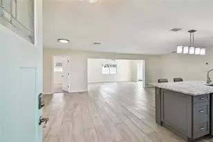 94 Nicholas Dr, Dunedin, FL 34698 - Photo 5