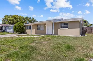 9915 Aetna Ln, Port Richey, FL 34668 - Photo 3