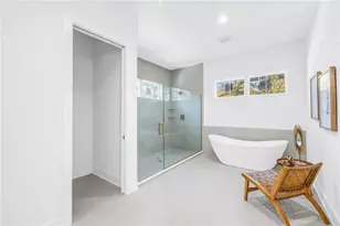 1025 42nd Ave N, Saint Petersburg, FL 33703 - Photo 23