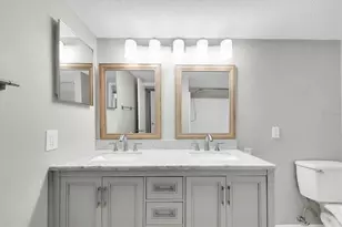 6400 46th Ave N, Kenneth City, FL 33709 - Photo 17